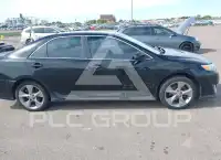 2012 Toyota CAMRY photo
