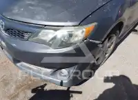 2012 Toyota CAMRY фото