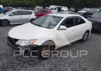 2012 Toyota CAMRY фото