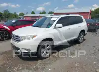 2012 Toyota Highlander photo