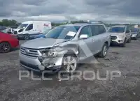 2012 Toyota Highlander фото
