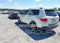 2012 Toyota Highlander photo