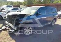 2012 Toyota Highlander фото