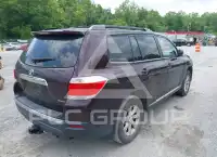 2012 Toyota Highlander photo