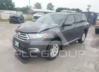 2012 Toyota Highlander фото