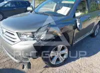 2012 Toyota Highlander фото