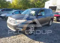 2012 Toyota Highlander фото