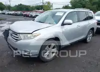 2012 Toyota Highlander photo