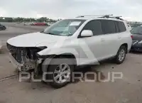 2012 Toyota Highlander photo