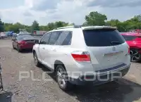 2012 Toyota Highlander photo