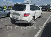 2012 Toyota Highlander фото