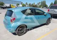 2012 Toyota PRIUS фото