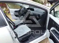 2012 Toyota PRIUS фото