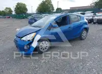 2012 Toyota PRIUS фото