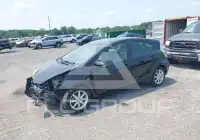 2012 Toyota PRIUS фото