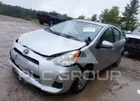 2012 Toyota PRIUS фото
