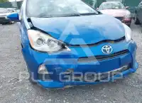 2012 Toyota PRIUS фото