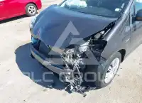 2012 Toyota PRIUS фото