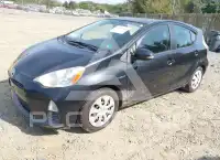 2012 Toyota PRIUS фото