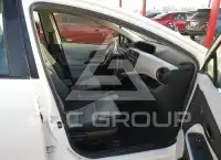 2012 Toyota PRIUS фото