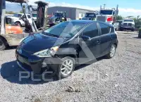 2012 Toyota PRIUS фото