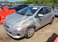 2012 Toyota PRIUS фото