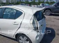 2012 Toyota PRIUS фото