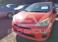 2012 Toyota PRIUS фото
