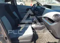 2012 Toyota PRIUS фото