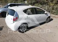2012 Toyota PRIUS фото