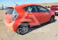 2012 Toyota PRIUS фото
