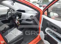 2012 Toyota PRIUS фото