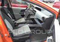 2012 Toyota PRIUS фото