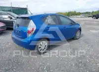 2012 Toyota PRIUS фото