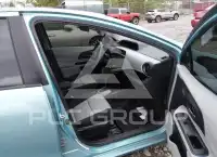 2012 Toyota PRIUS фото