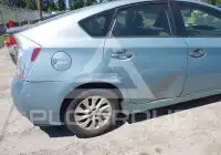 2012 Toyota PRIUS фото