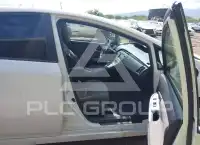 2012 Toyota PRIUS фото