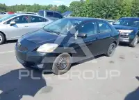2012 Toyota YARIS photo
