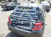 2012 Toyota YARIS фото