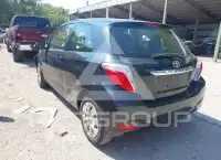 2012 Toyota YARIS фото