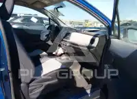 2012 Toyota YARIS фото