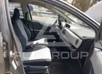 2012 Toyota YARIS фото