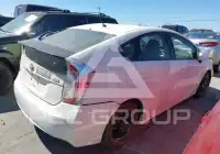 2012 Toyota PRIUS фото