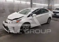 2012 Toyota PRIUS фото