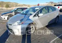 2012 Toyota PRIUS фото