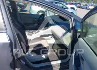 2012 Toyota PRIUS фото