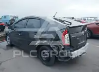 2012 Toyota PRIUS фото
