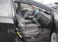 2012 Toyota PRIUS фото