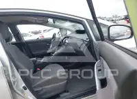 2012 Toyota PRIUS фото