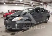 2012 Toyota PRIUS фото